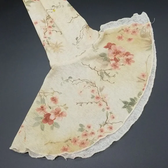 Vintage ENT Entrancy Medium Cream with Mauve, Burgundy & Green Flowers Blouse - Picture 9 of 9